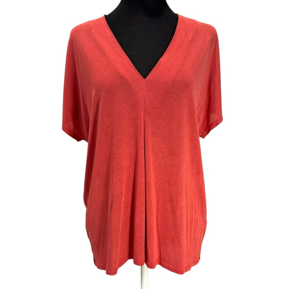 Lucky Brand Women’s V-Neck Coral Top Size Large L Shirt Short Sleeve